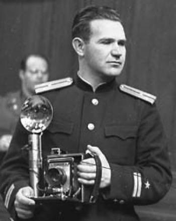 Халдей  Евгений Ананьевич